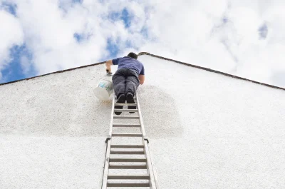 Peinture extérieure à Vallières-les-Grandes — façades et ravalement